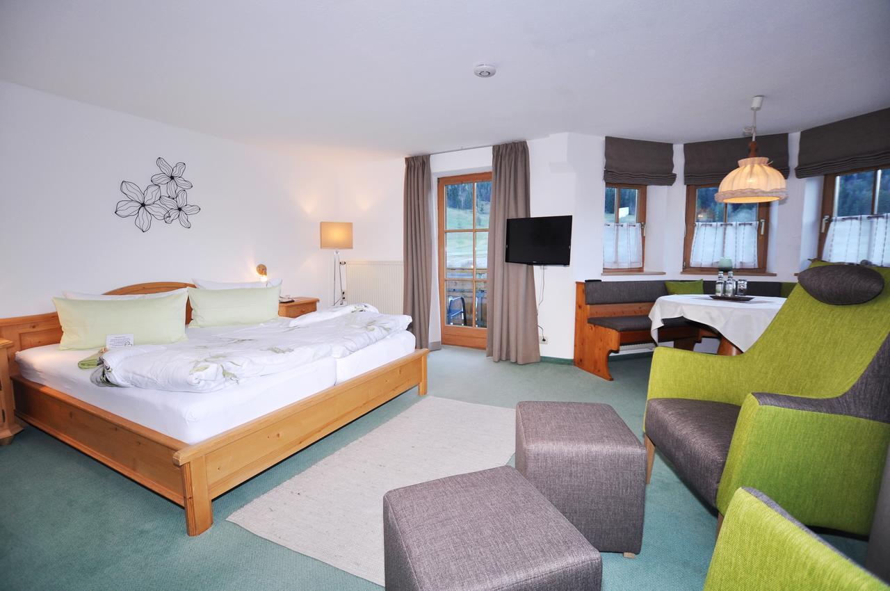 Berghues Schratt - Einfach Anders - Ihr Vegetarisches Und Veganes Biohotel Oberstaufen Extérieur photo